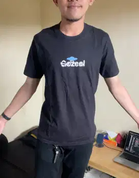 Kaos Distro Gozeal – Desain Simpel, Keren & Anti Mainstream