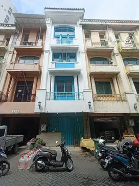 Disewakan ruko tengah kota 4 lantai jaksa agung suprapto