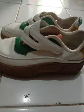 di jual sepatu fashion cewe mulus no cacat no 39