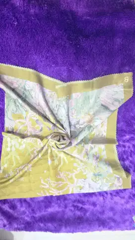 Preloved Button Scarf