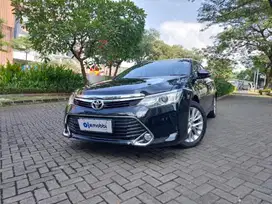 TDP 5jt Toyota Camry Hitam 2.5 V AT 2018 UAG
