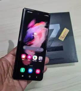 Samsung Z Fold 3 Minus