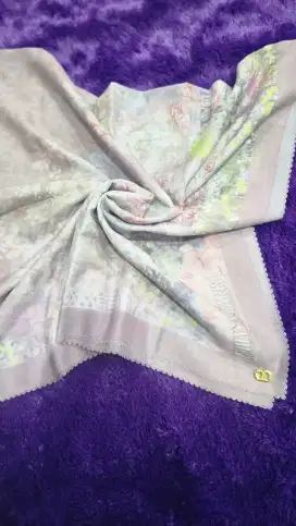 Preloved Button Scarf