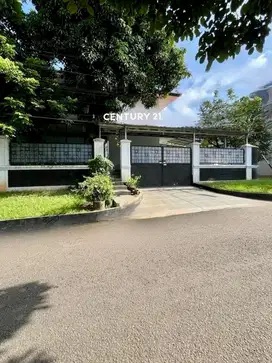 Hot Sale Rumah Hook lokasi elit Pondok Indah Jaksel #231953