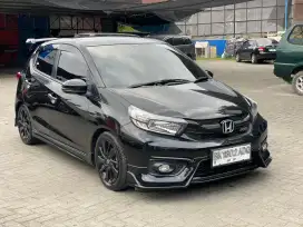 Honda Brio RS Urbanite CVT 2022