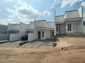S818.Rumah Siap Huni Harga Ekonomis Tanah Bangunan Lega Free Biaya