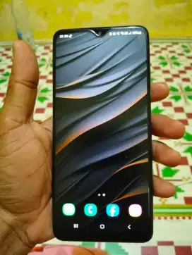 Di jual hp samsung A32 ram 6 / 128