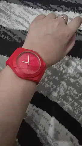 Preloved jam Tangan Original Guess