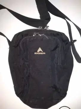 Tas slempang Eiger asli