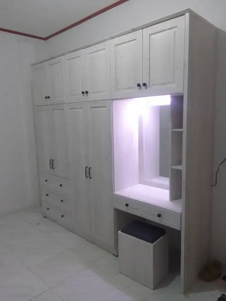 Jasa perakitan furniture