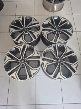 Velg oem hyunday Santafe R19 pcd 5×114.3 lebar 8 et51..4pcs