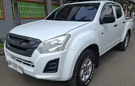 Isuzu dmax tahun 2019 double cabin