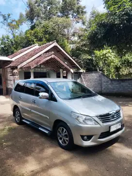 Kijang grand inova diesel 2011