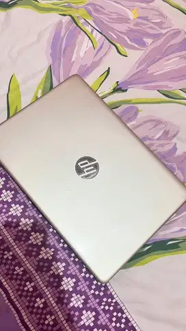 Leptop HP 14s ram 8