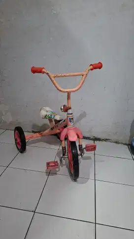 SEPEDA ANAK RODA TIGA TRICYLE ARAVA BEKAS