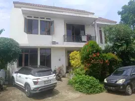 Rumah 2 lt di Taman Arcadia Tapos Depok, 200 Meter Ke Tol Cimanggis