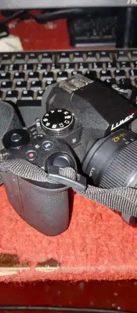 KAMERA LUMIX GX85 SECOND MASIH MULUS JARANG PAKAI