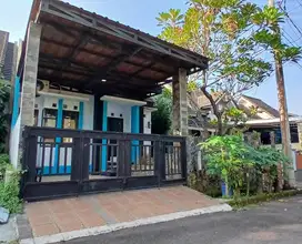 1 Unit Rumah Exclusive Siap Huni Lokasi Jl Tole Iskandar Kota Depok