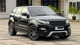 RANGE ROVER EVOQUE 2.0 SI4 Dynamic Luxury 2012 SUV Hitam