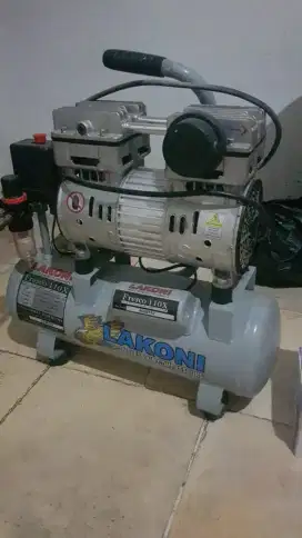 Kompresor lakoni