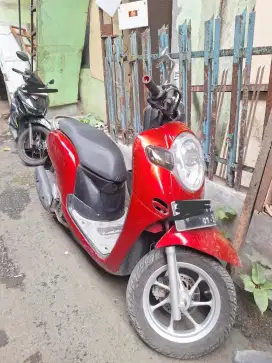 Honda Scoopy Stylish