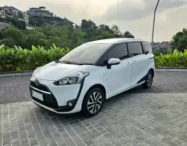 (DP 15JT) SIENTA V AT FULL SET MURAH
