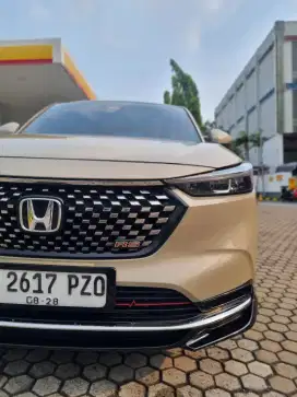 2023 11rb KM HRV RS Turbo Sensing Sand Khaki Jarang Pakai No Minus !!