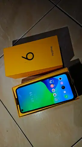 Realme 6 ram 8/128gb