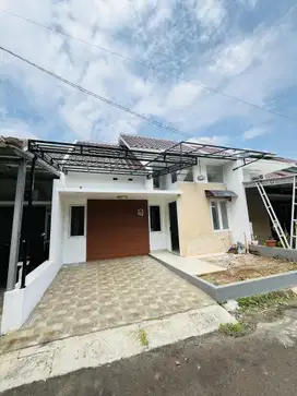 Rumah murah sia huni Dp 0% lokasi 10 menit ke stasiun depok