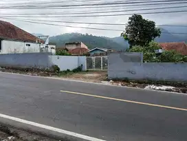 DIJUAL  CEPAT RUMAH SEMI VILLA MAINROAD CIWIDEY
