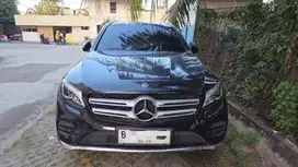 Mercedes-Benz GLC200 2019 Bensin