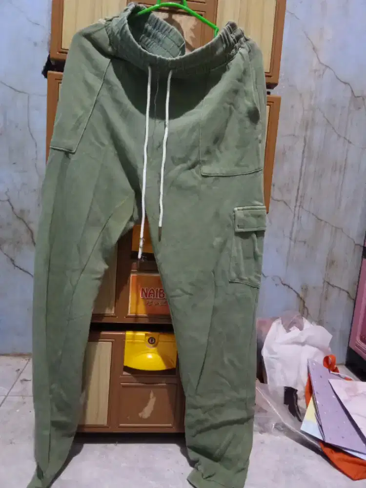 Celana kargo size S old navy