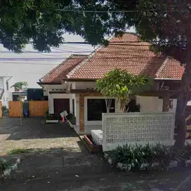 Rumah Resto Imam Bonjol Kediri Kota