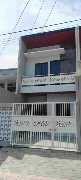 Rumah Gress 2 Lantai Tenggilis