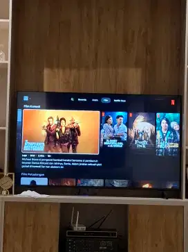 Tv -LG-TV 65 in