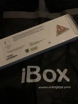 BNIB Apple Watch SE Gen 1 Gold Starlight 44mm IBOX