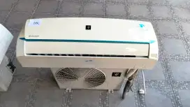 Dijual AC Sharp 3/4PK dan 1PK Bekas Kondisi Bagus