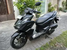 Bu vario 160 cc 2022 lm 21 rb istimewa orsinil cat samsat kdg cowek