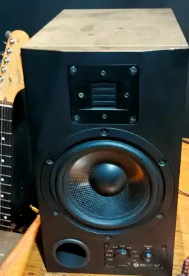 Dijual Speaker Monitor Adam A7 Pair