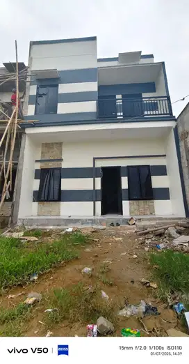 Rumah 2 Lantai Lokasi Dekat Stasiun Harga Ramah