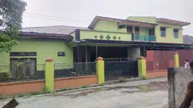 Dijual Rumah Second  2 Lantai Type 500/538M Jl Muhajirin Arengka Pku