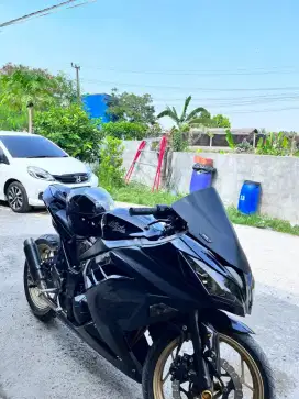 Ninja 250 old hitam gold