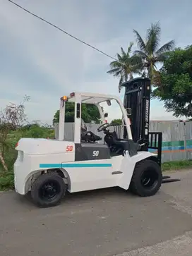 Forklift Hangcha 5 Ton,Matic,Threelift 6 Meter,Mesin TD42,Tahun 2017