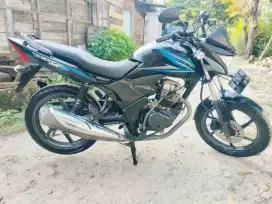 Bismilah.di jual Honda Versa tahun2011 mesin segel