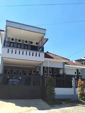 Dijual Rumah murah 2 Lantai di Lingkungan asri view kota bandung