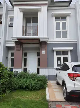 Dijual Rumah murah BSD Cantik cluster Savia BSD 2 Lantai rumah baru