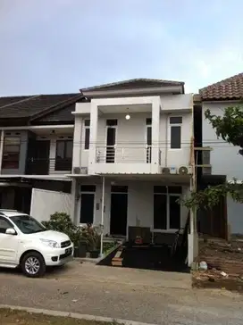 Dijual Rumah murah 2 Lantai Strategis di Kota Bandung Soekarno Hatta