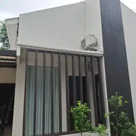Disewakan rumah 3+1KT komplit 3 AC bangunan Baru semi furnish
