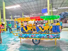 Odong Kereta Panggung Minion