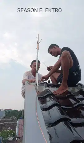 Ahlinya Pasang Penangkal Petir Konvensional
